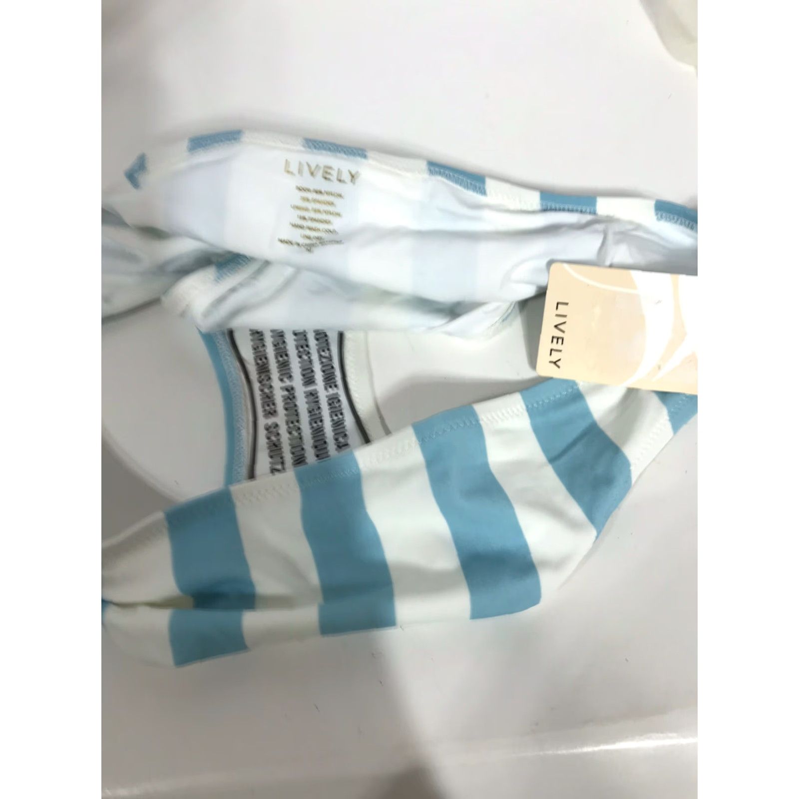 Vintage Lively Striped Bikini Bottoms Womens Size M Blue/White NWT Size 32" / US 10 / IT 46 - 3 Thumbnail