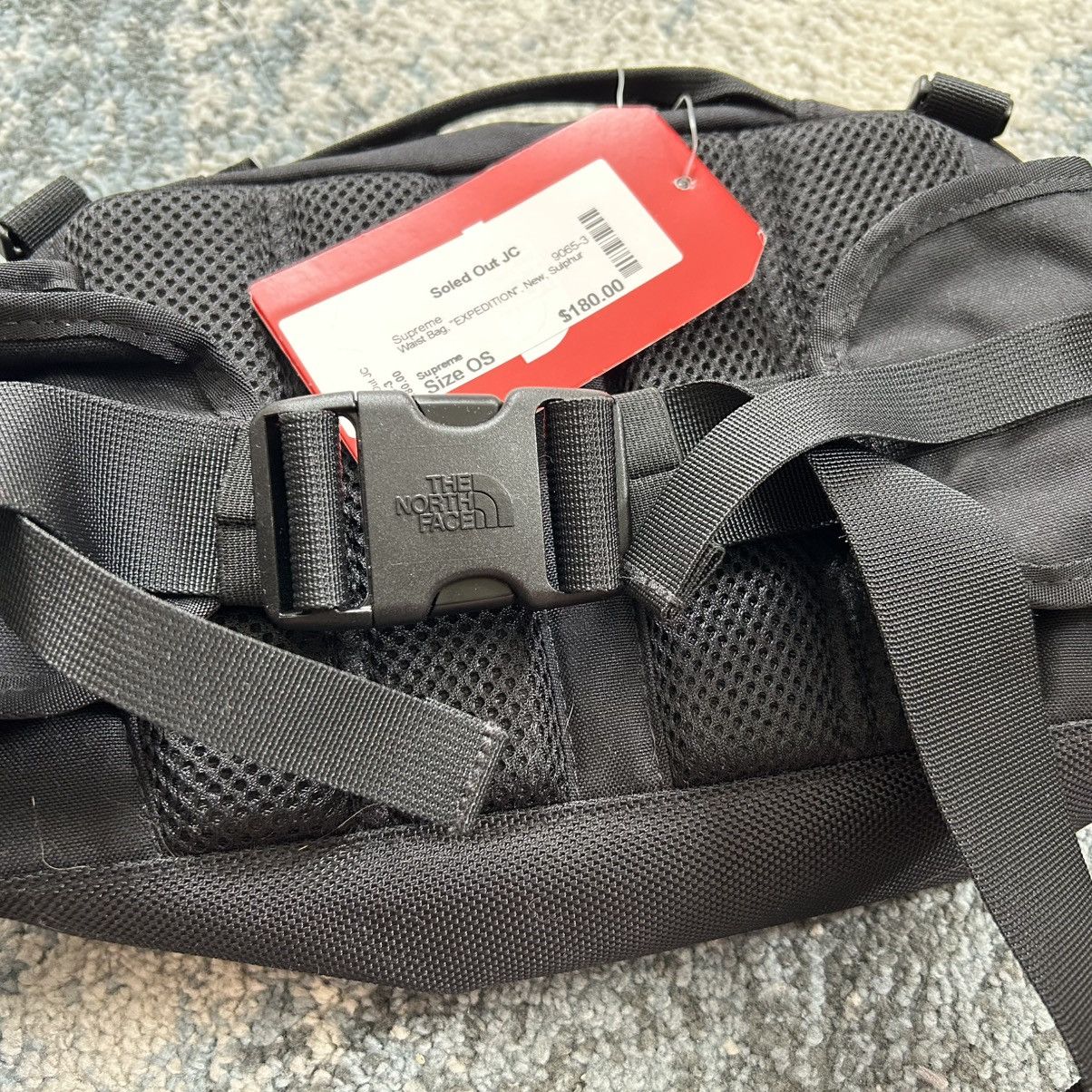 Supreme × The North Face FALL WiNTER 2018 TNF EXPEDiTiON WAiST BAG SULPHUR NYLON YKK Size ONE SIZE - 6 Thumbnail