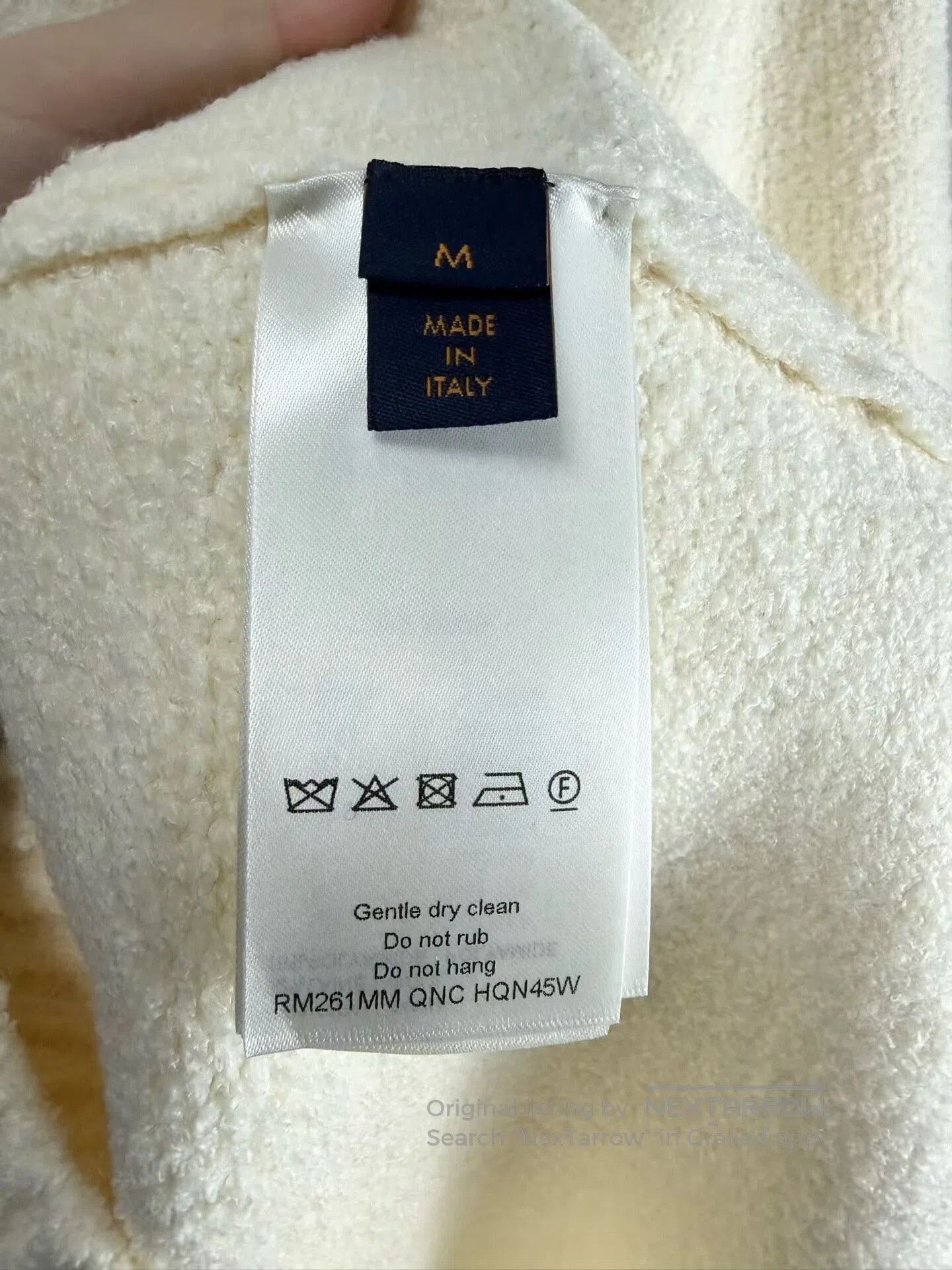 Louis Vuitton louis vuitton white teddy wool sweater size m. Size US M / EU 48-50 / 2 - 4 Thumbnail