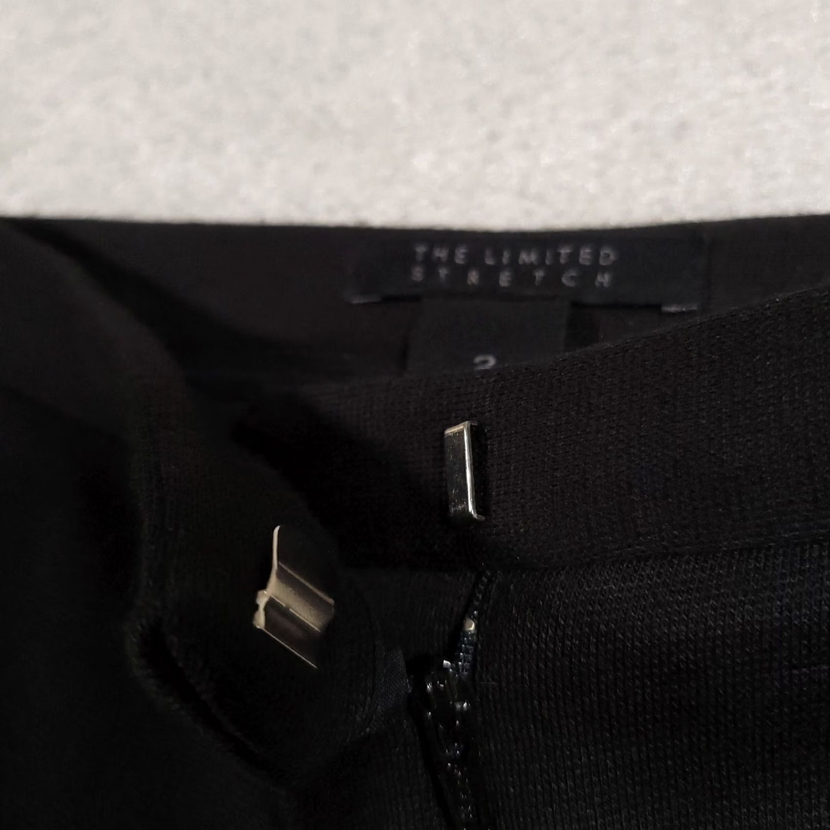 Vintage The Limited Dress Pants Women's 2 Black Mid-Rise Wool Blend Flare Hemmed Stretch Dress Pants Size 26" / US 2 / IT 38 - 4 Thumbnail