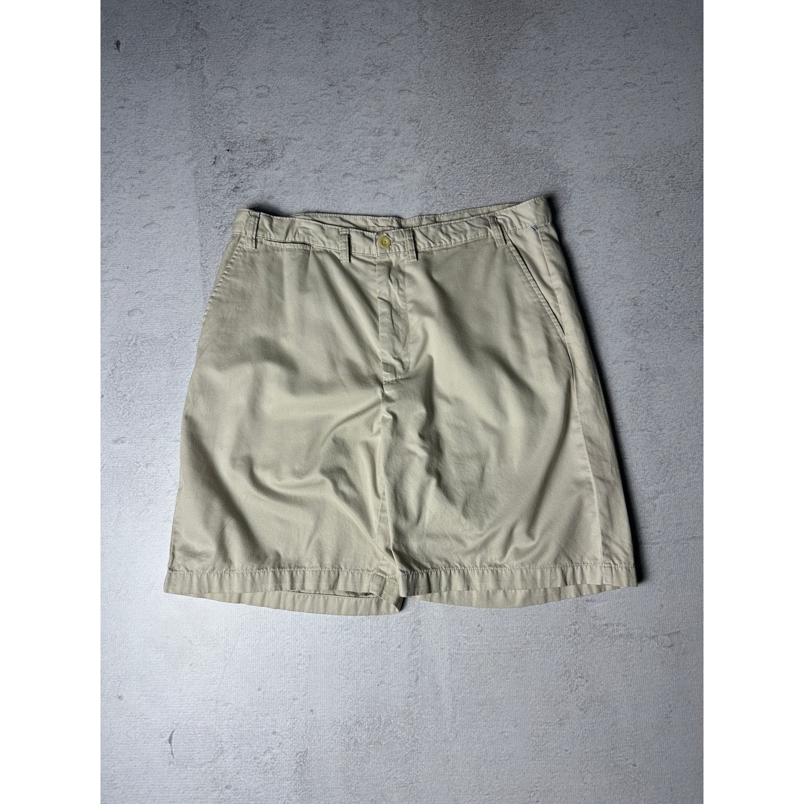 Nautica Vintage Nautica Beige Preowned Chino Shorts - Men's 38 Size US 38 / EU 54 - 1 Thumbnail