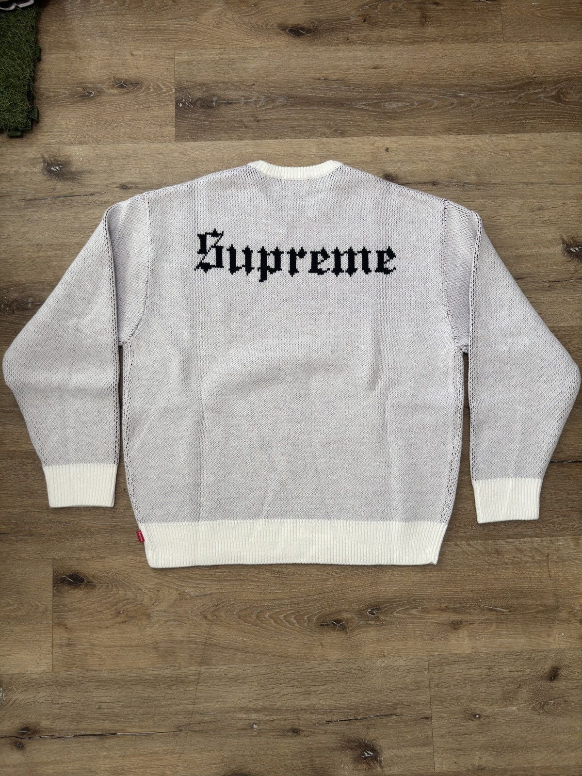 Supreme Supreme Snow White Sweater White | Grailed