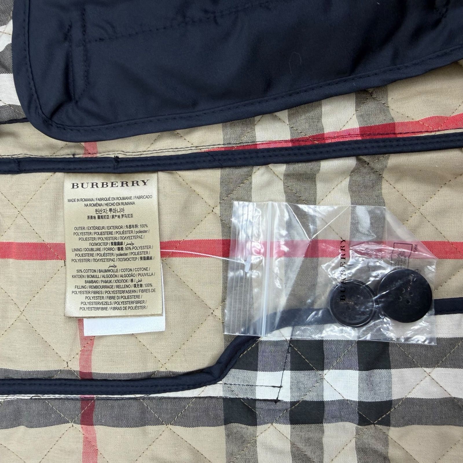 Burberry Burberry Ashurst Diamond Quilted Jacket Dark Blue Size XS Size XS / US 0-2 / IT 36-38 - 14 Thumbnail