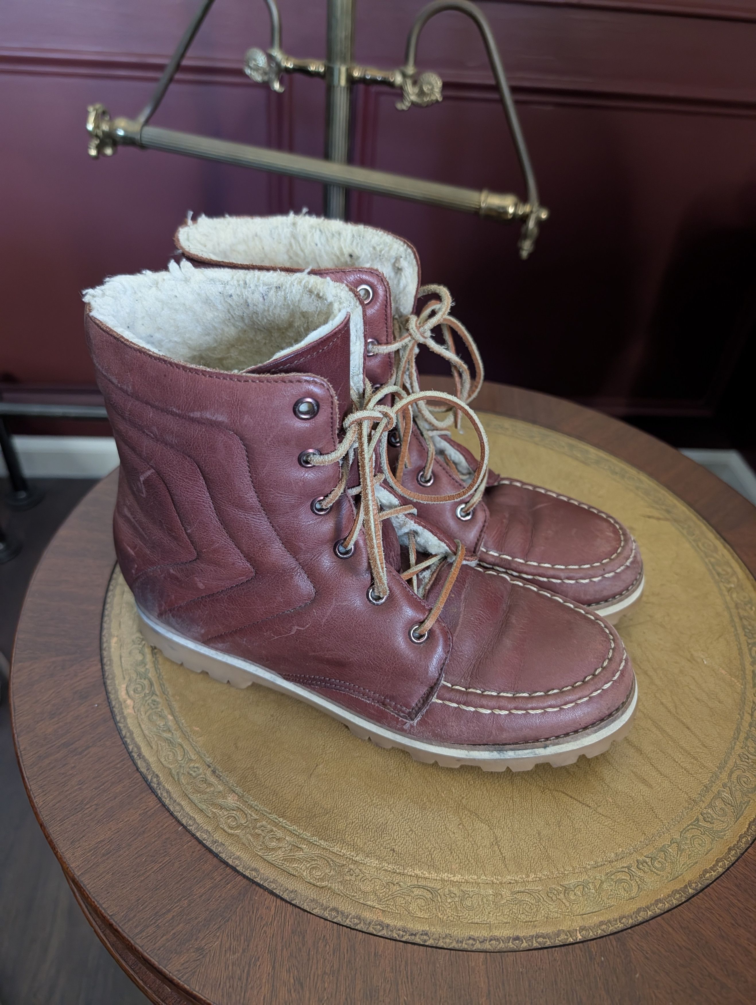 Saddleback Leather VTG burgundy leather shearling lined boots Size US 7 / EU 40 - 1 Thumbnail