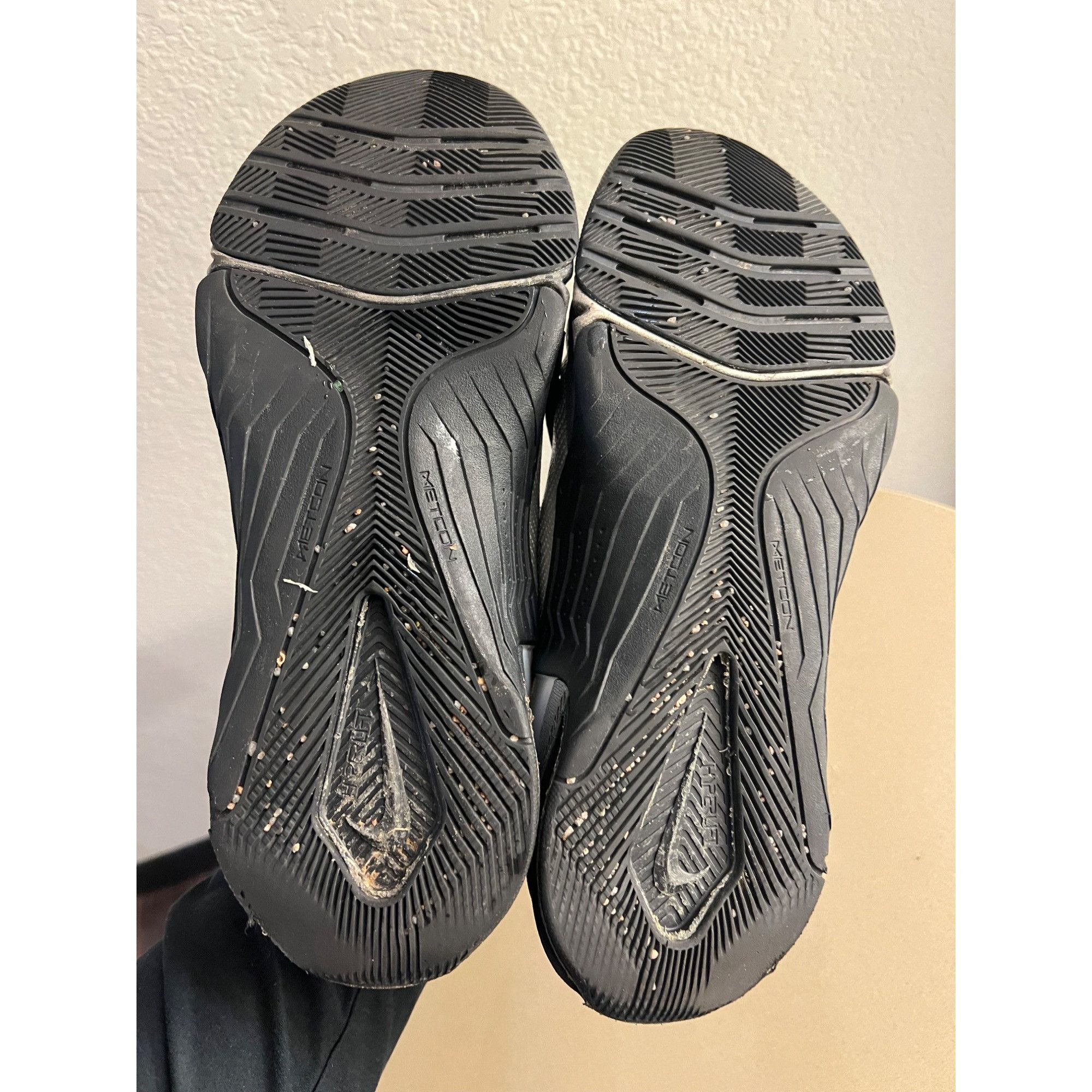 Nike Nike Metcon 8 Premium 'White Black Iridescent' Womens Shoes Size US 10 / IT 40 - 7 Thumbnail