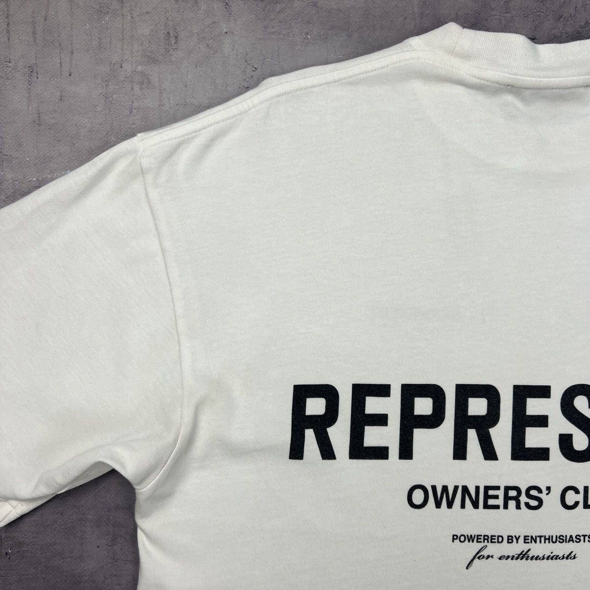 Represent Clo. Rare! Represent Luxury Big Logo Tee Size US M / EU 48-50 / 2 - 3 Thumbnail
