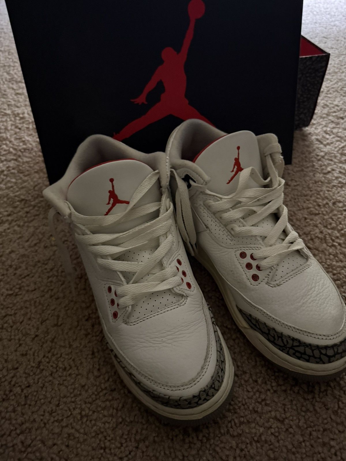 Jordan Brand Jordan 3 white cement reimagined Size US 7 / EU 40 - 3 Thumbnail