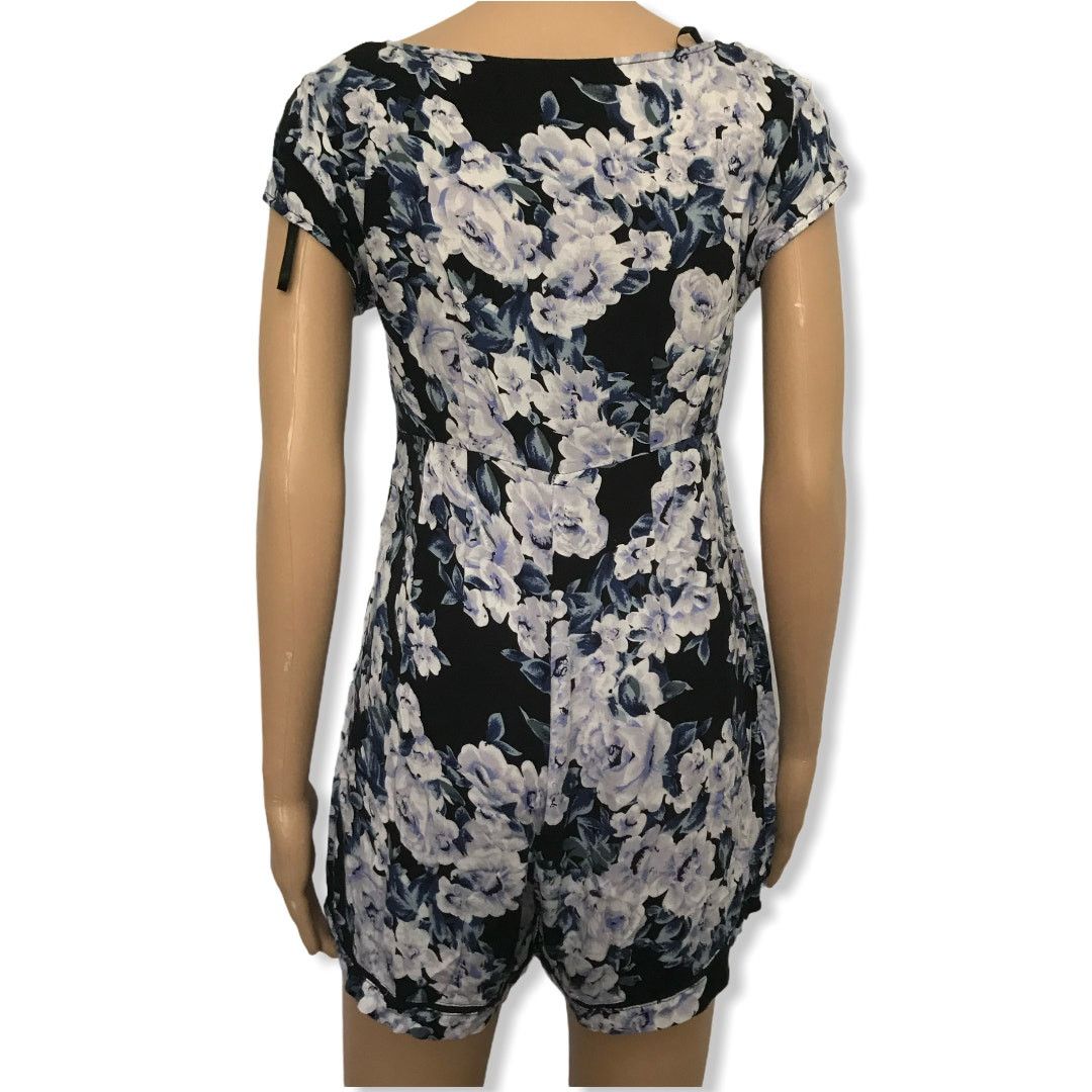 MINKPINK MinkPink Blue Black Floral Moonlit Fountain Pocket Romper XS Size 25" / US 0 / IT 36 - 4 Thumbnail