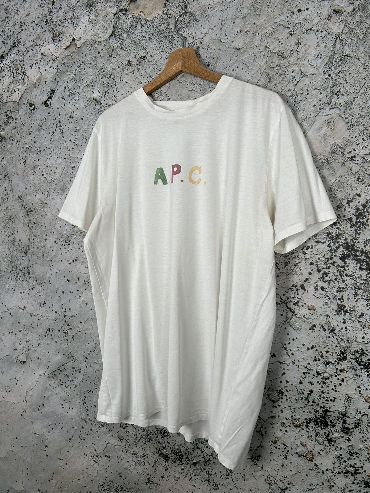 A.P.C. A.P.C. Paris Logo Graphic Tee Designer Streetwear Minimalist Size US XL / EU 56 / 4 - 2 Thumbnail