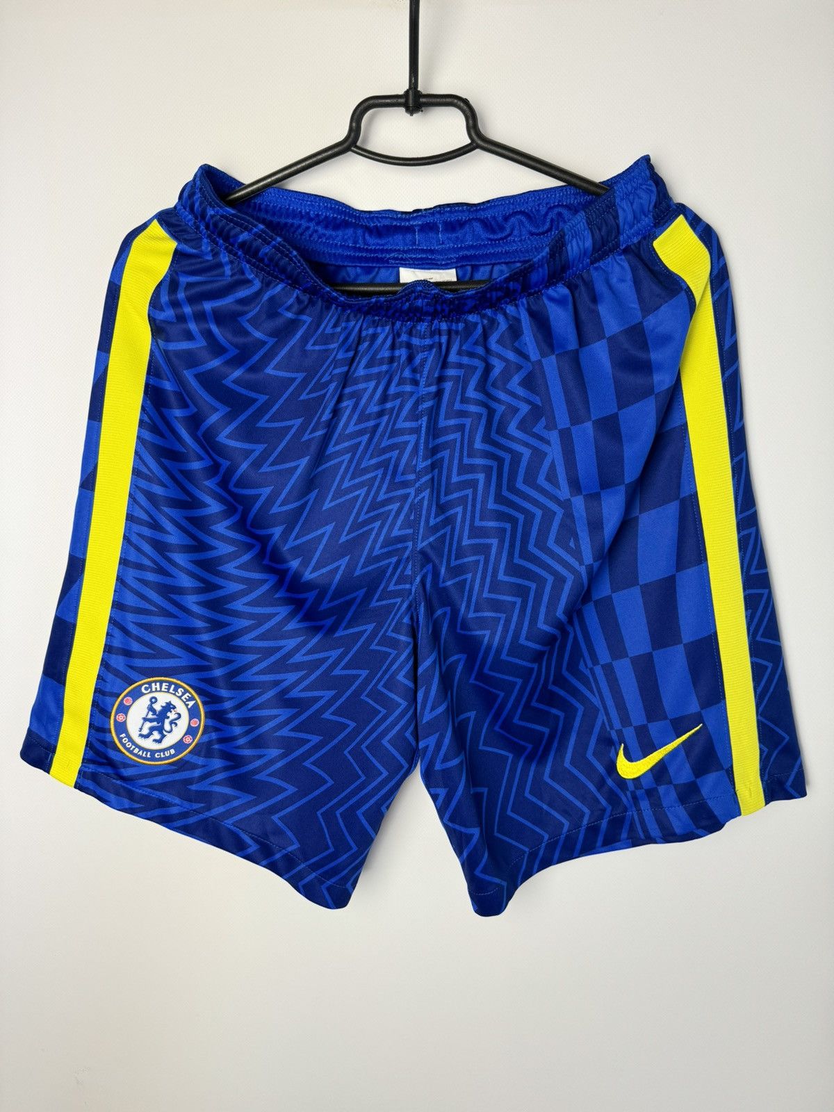 Chelsea Soccer Chelsea 2021 2022 Home Football Soccer Shorts Nike Size US 34 / EU 50 - 1 Thumbnail