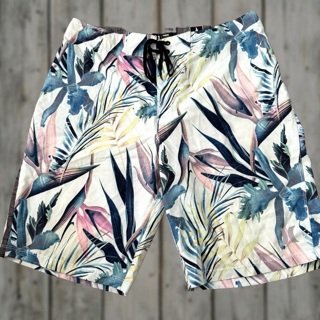 Hurley Hurley Phantom Board Shorts Mens 31 Blue Green Floral Drawstring Zip Pocket Faux-Fly Quick Dry Beach Surf Size US 31 - 1 Thumbnail