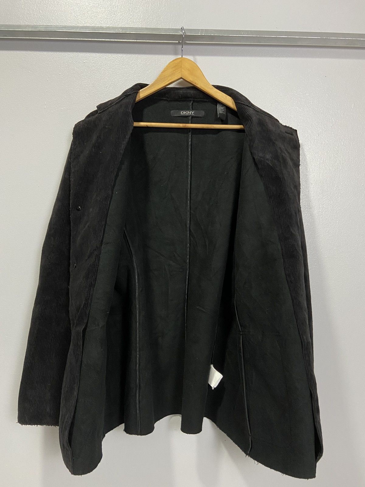 DKNY Vintage DKNY Donna Karan Corduroy Coat Jacket Size US L / EU 52-54 / 3 - 3 Thumbnail