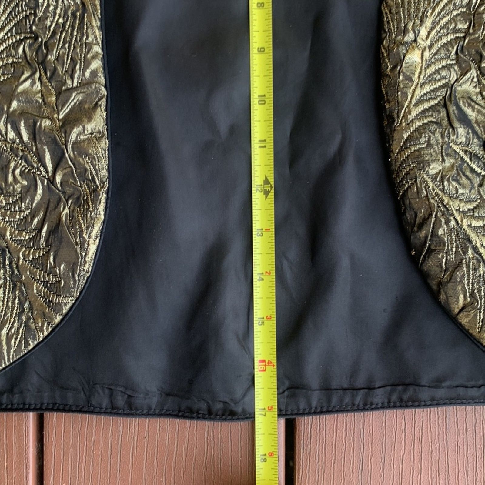 Vintage 80’s metallic bronze puff sleeve cropped quilt bolero shrug Size M / US 6-8 / IT 42-44 - 11 Thumbnail