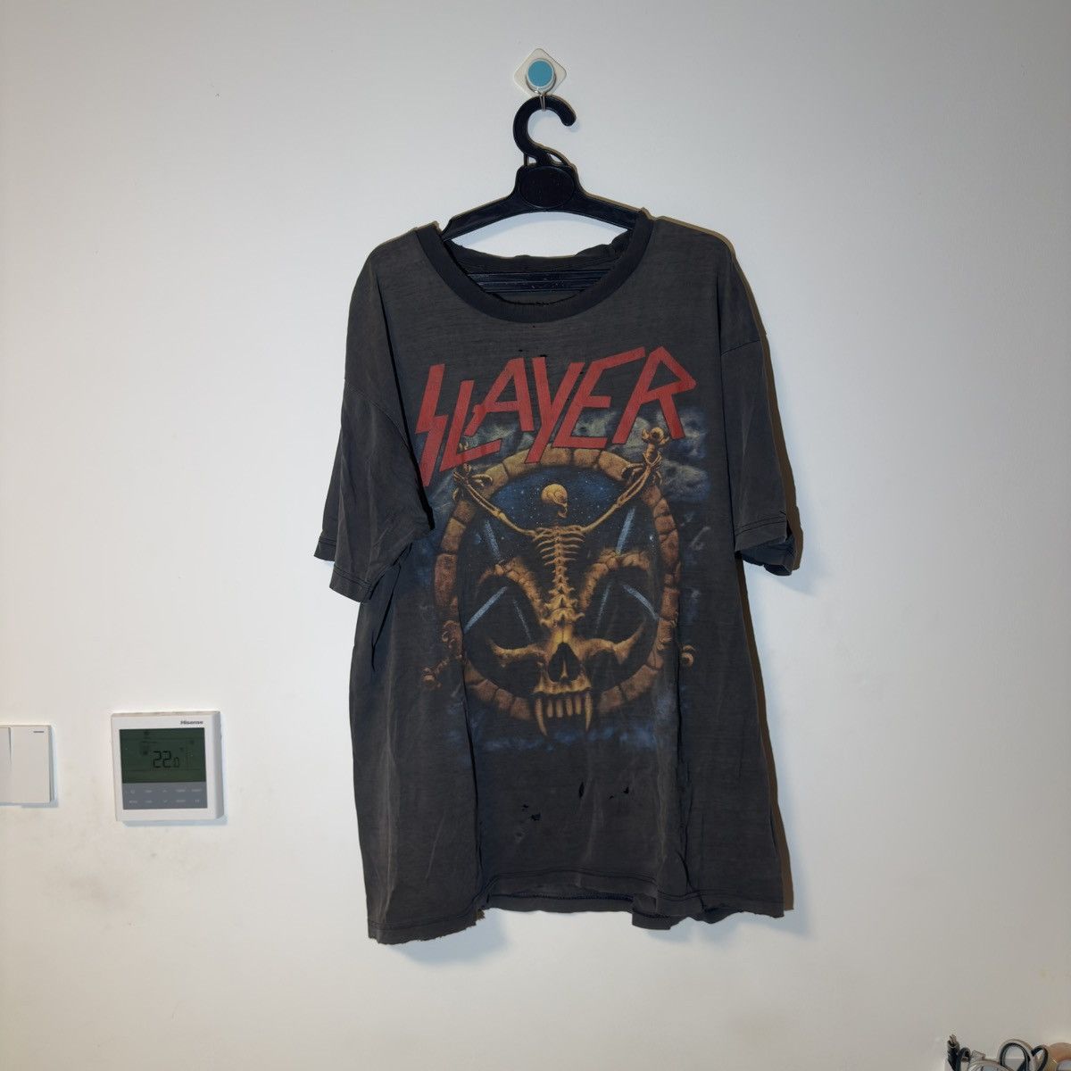 1994 slayer circle of beliefs distressed and faded t shirt