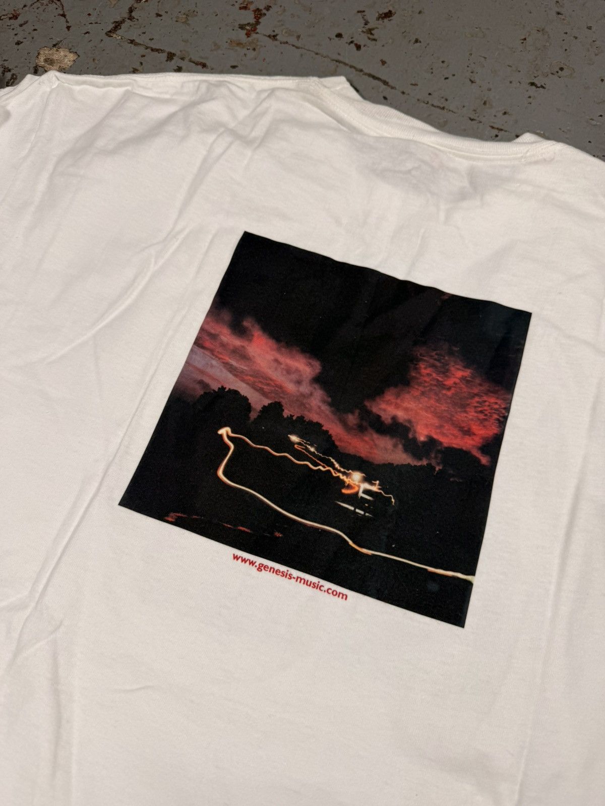 Other Vintage Genesis and Then There 3 Sunset Tee Size US L / EU 52-54 / 3 - 5 Thumbnail
