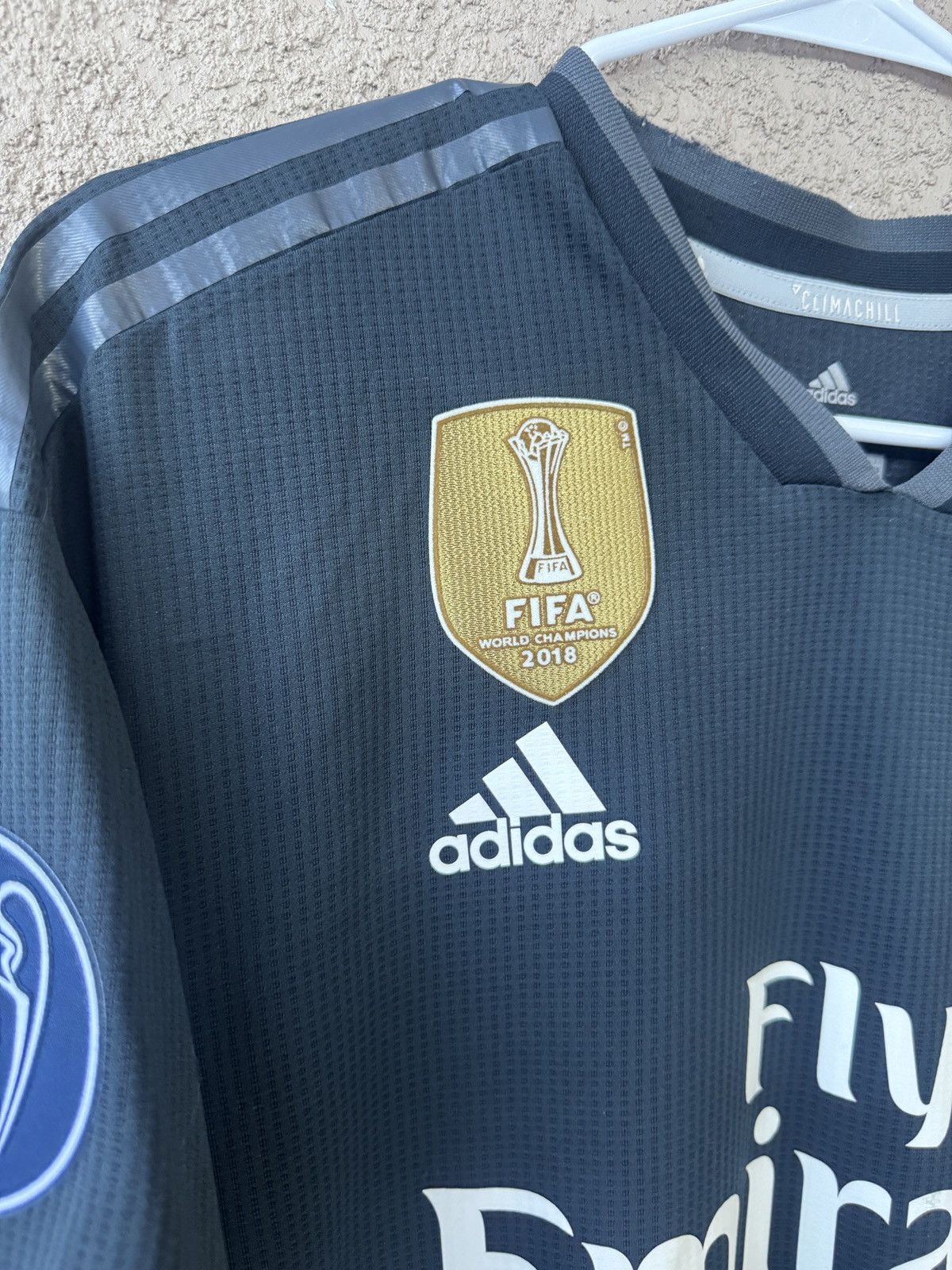 Adidas 2018 Real Madrid Away Climachill Benzema Size L Jersey Size US L / EU 52-54 / 3 - 5 Thumbnail