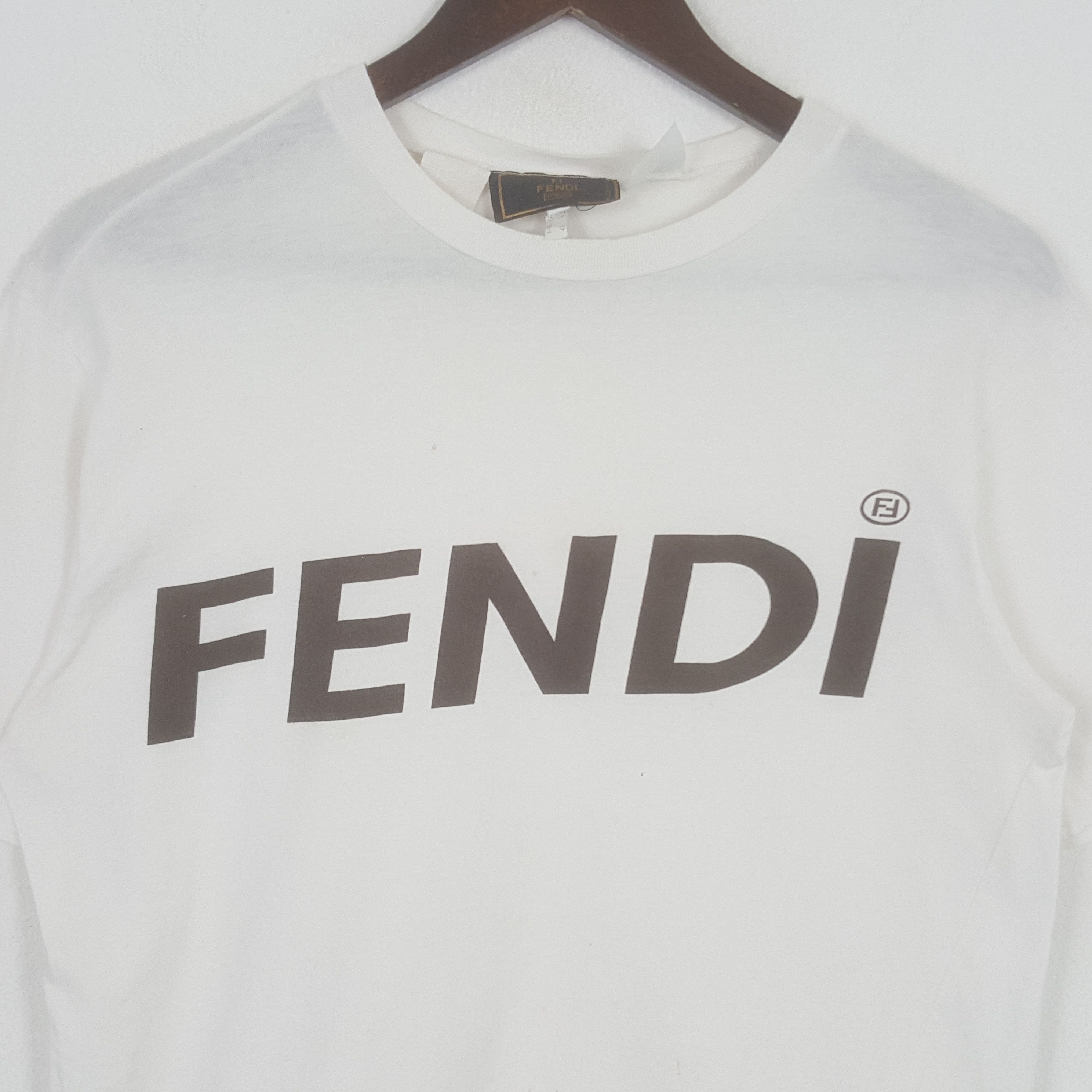 Fendi × Vintage Vintage FENDI Italian Designer Spell Out T-shirt Size US M / EU 48-50 / 2 - 2 Thumbnail
