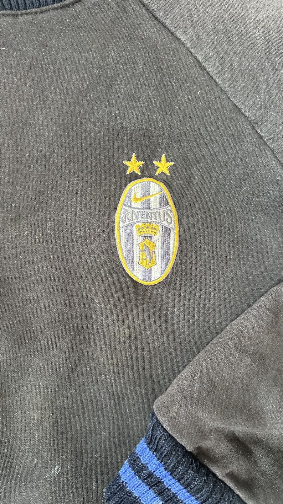 Nike VINTAGE NIKE JUVENTUS FC VARSITY JACKET Size US L / EU 52-54 / 3 - 3 Thumbnail