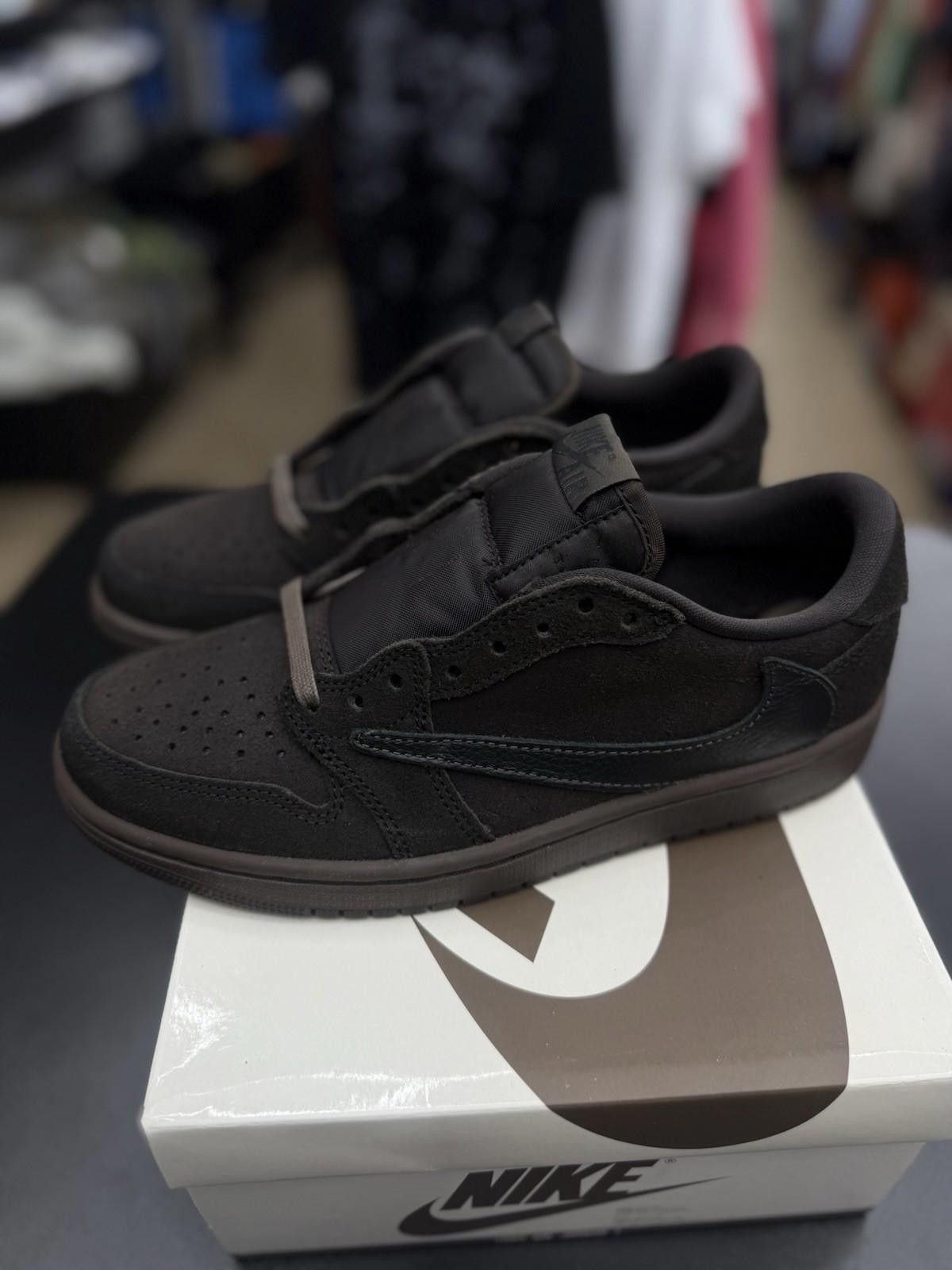 Jordan Brand Men’s Size 6.5 Jordan 1 Retro Low Travis Scott Velvet Brown Size US 6.5 / EU 39-40 - 9 Thumbnail