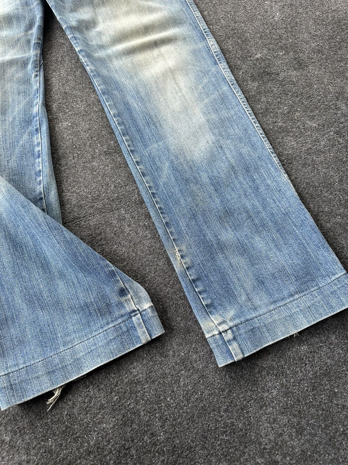 Diesel Vintage Diesel Industries Faded Wash Denim Size 31 D100 Size US 31 - 6 Thumbnail