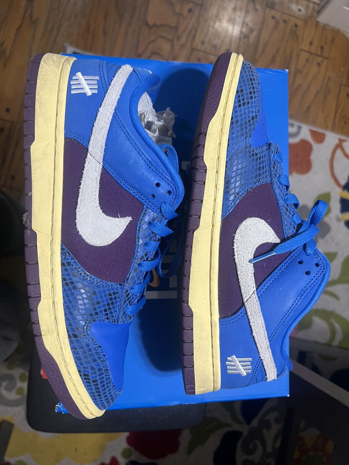 Nike × Undefeated Nike x undefeated sb dunks Size US 9.5 / EU 42-43 - 2 Thumbnail