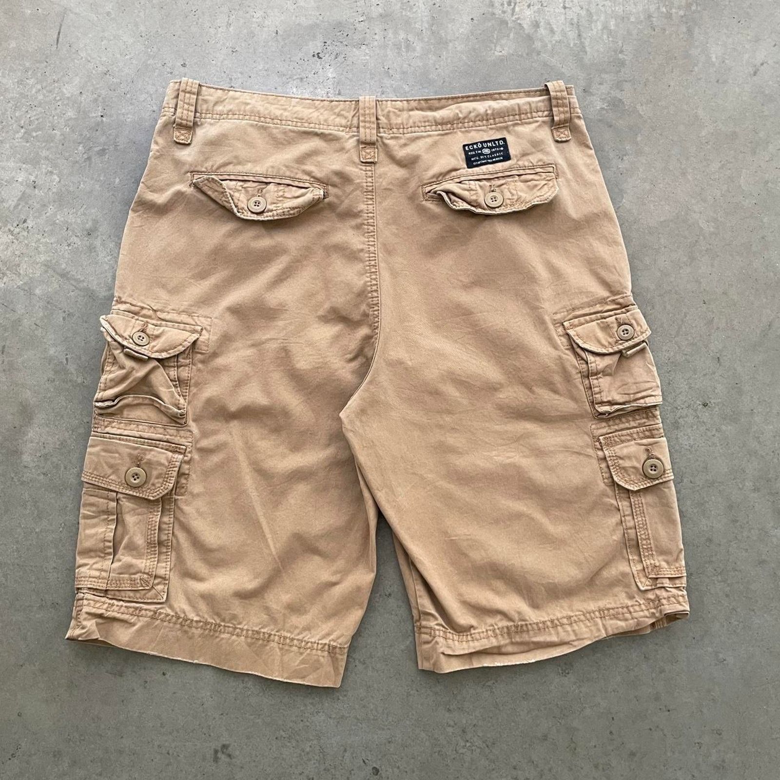 Ecko Unltd. Eckō Unltd. Tan Cargo Shorts Size US 34 / EU 50 - 2 Thumbnail