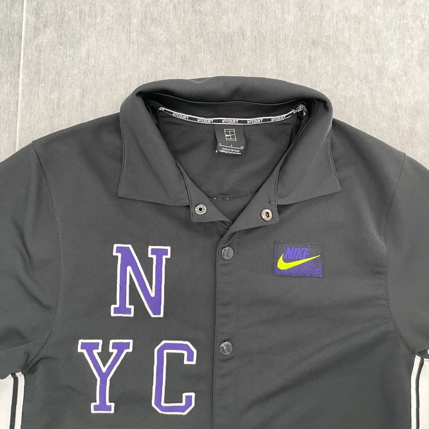 Nike Nike NY Court Shirt Adult Small Black Button Up Tennis NYC Swoosh Logo Mens S Size US S / EU 44-46 / 1 - 3 Thumbnail