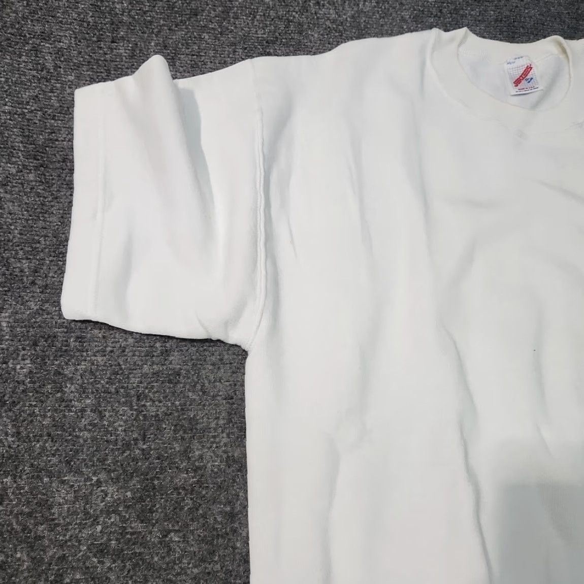 Jerzees VINTAGE Jerzees Sweatshirt Plain White Crewneck Men XL Short Sleeve Sporty 90s USA College Classic Size US XL / EU 56 / 4 - 4 Thumbnail