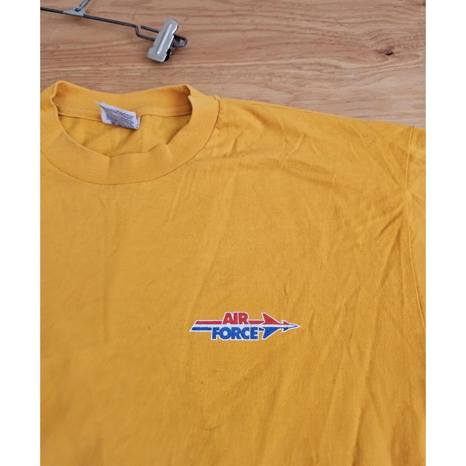 Hanes Air Force Army Air Forces Logo Yellow Gold Blue T-shirt Sz L Size US L / EU 52-54 / 3 - 4 Thumbnail