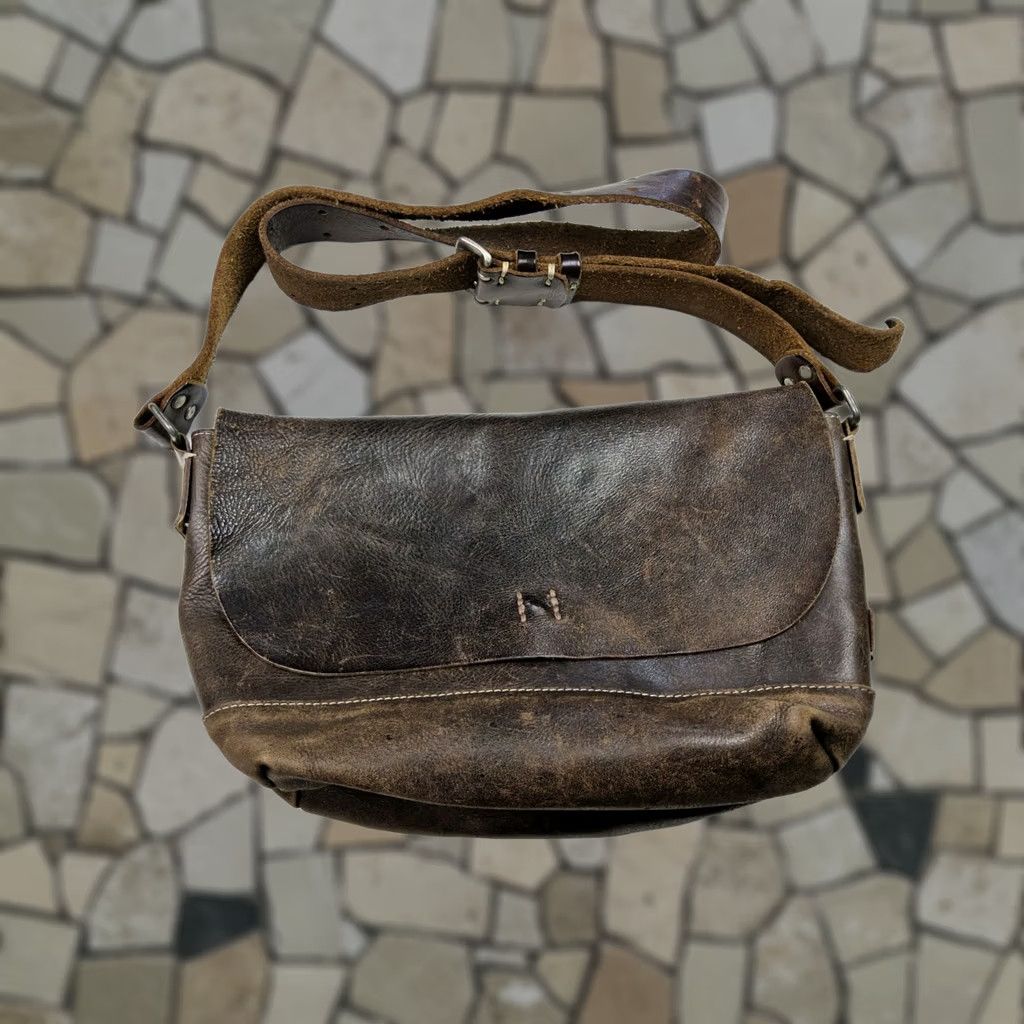 Vintage H 1203 MANO FECE Leather Distressed Shoulder Handbag Purse Size ONE SIZE - 1 Thumbnail