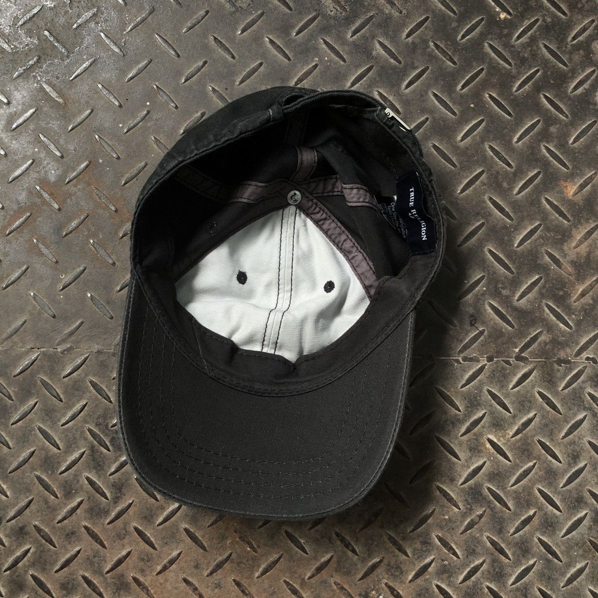 True Religion 🚫 SOLD 🚫 Vintage Y2K True Religion Black Hat Size ONE SIZE - 7 Thumbnail