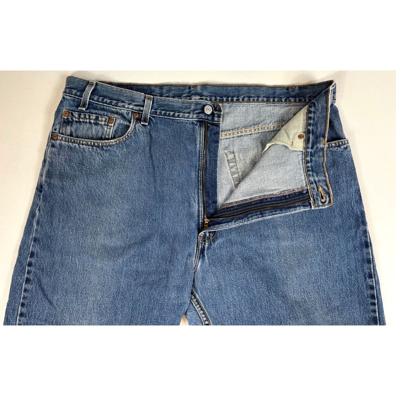 Levi's Levi's 505 Regular Jeans Raglan Straight Made in USA Mens Blue 40x29.5 Vintage Jeans Levi's 505 Regular Fit Straight Leg Mens Size US 40 / EU 56 - 4 Thumbnail