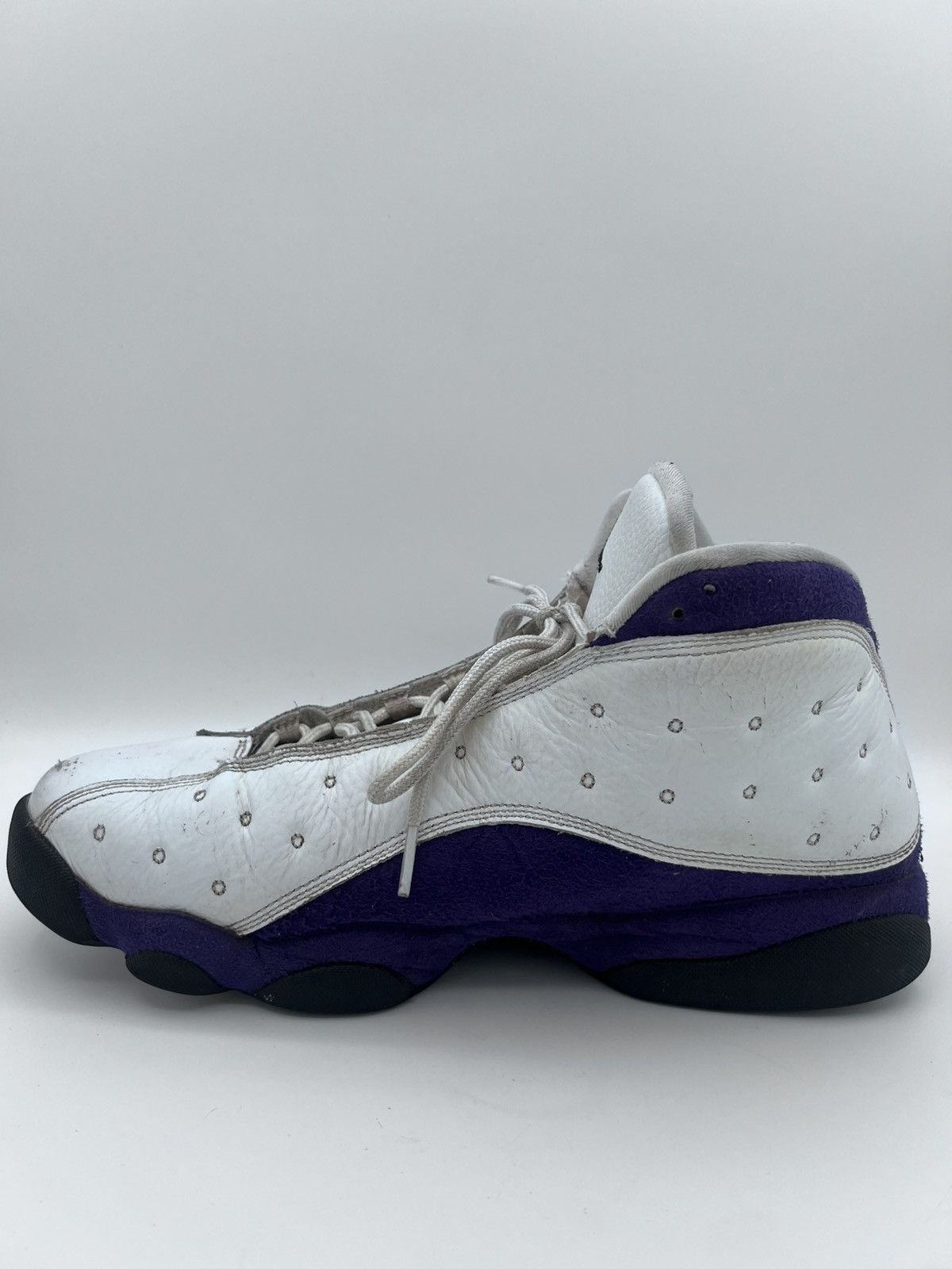 Jordan Brand Nike Air Jordan 13 Lakers Men Size 13 414571-105 White Black Size US 13 / EU 46 - 5 Thumbnail