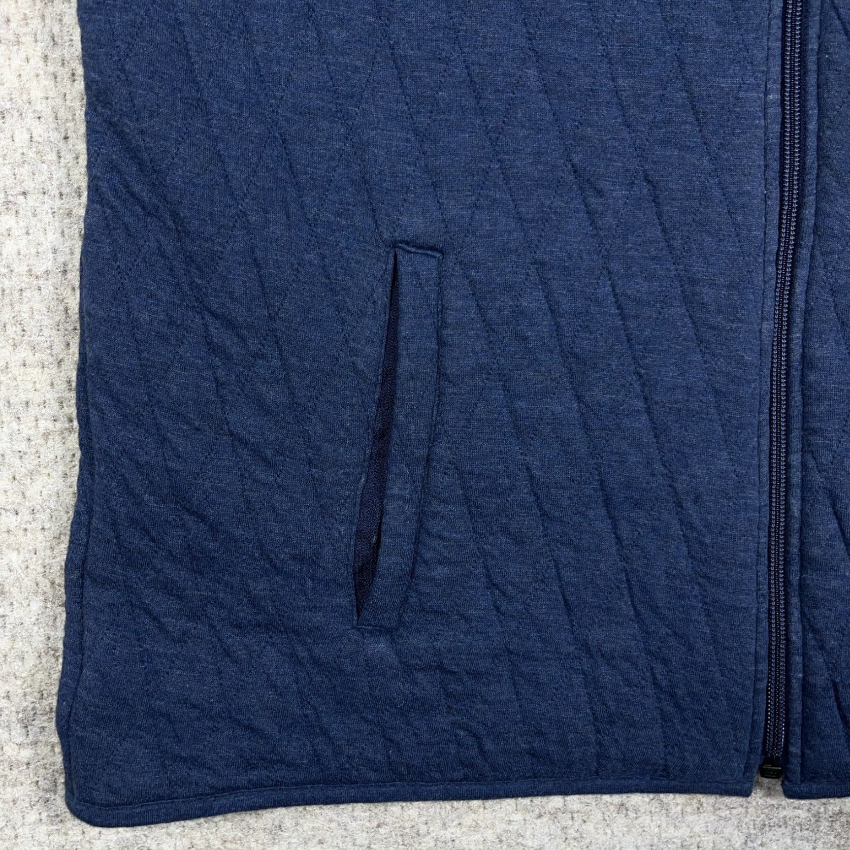 Mizzen+Main Mizzen Main Quilted Vest Men Large Blue Full Zip Knit Vest Adult Regular Zip Size US L / EU 52-54 / 3 - 5 Thumbnail