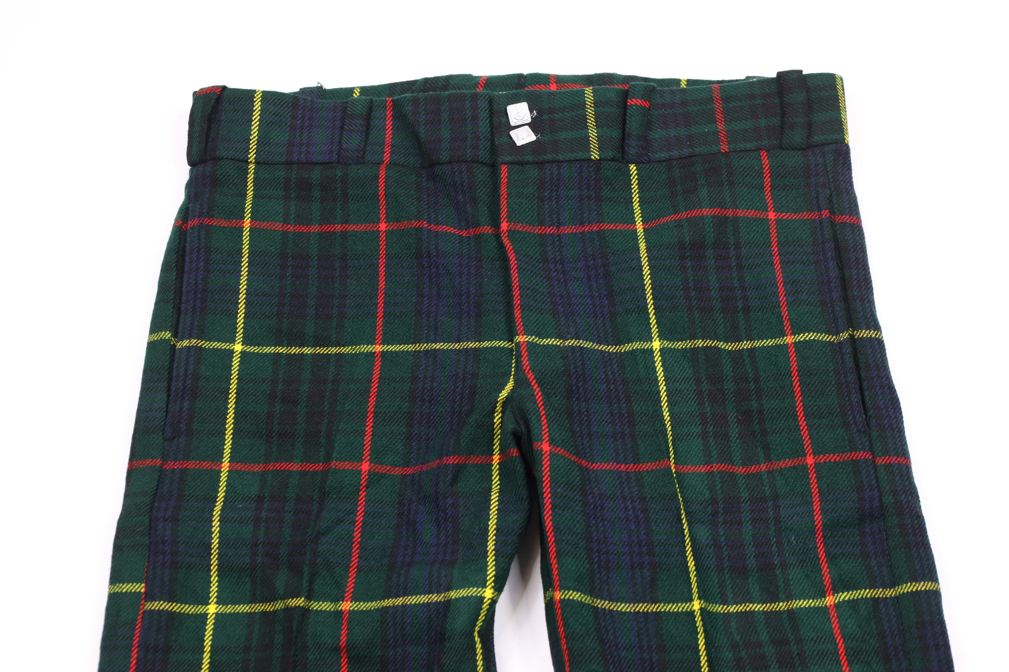 Vintage Vintage 90s Streetwear Knit Golf Chino Pants Rainbow Plaid Size US 36 / EU 52 - 2 Thumbnail