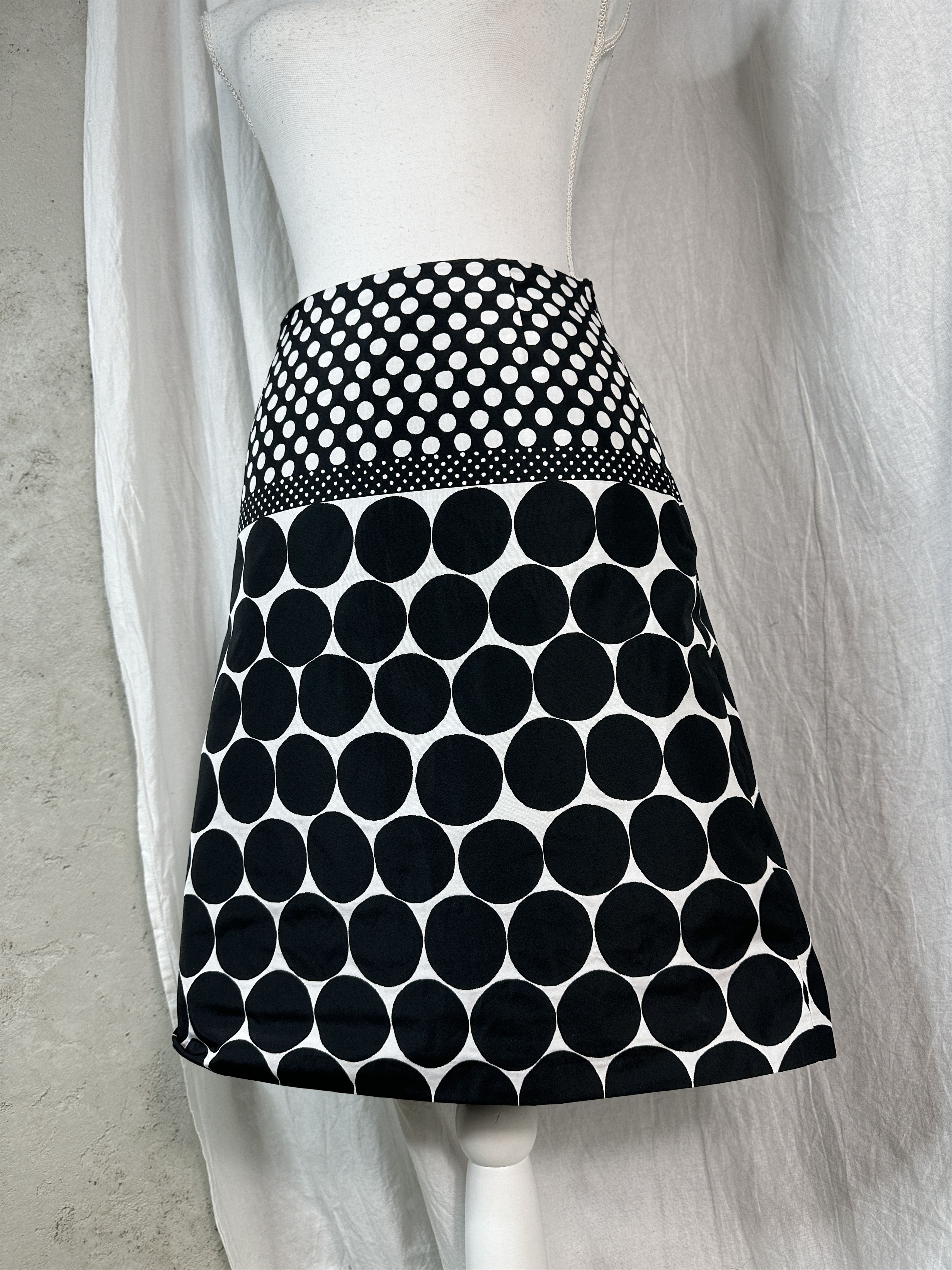 Max Mara × Vintage Max Mara Skirt Size 26" / US 2 / IT 38 - 4 Thumbnail