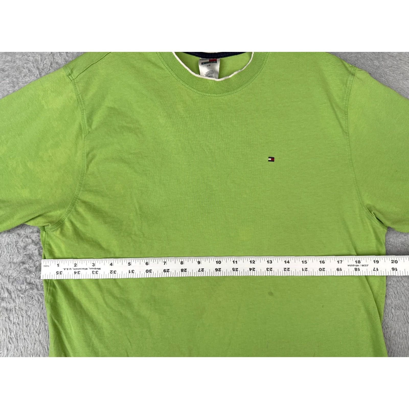 Tommy Hilfiger VINTAGE Tommy Hilfiger Shirt Adult Large Green Crew Neck Short Sleeve 100% Cotton Logo Embroidered Men Regular Family American Sports 90s Size US L / EU 52-54 / 3 - 7 Thumbnail
