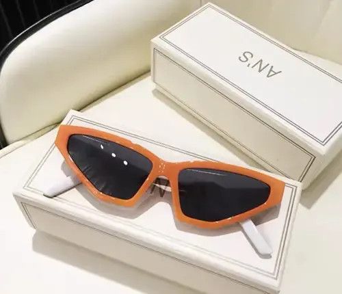 Designer Retro cat eye sunglasses Size ONE SIZE - 1 Thumbnail
