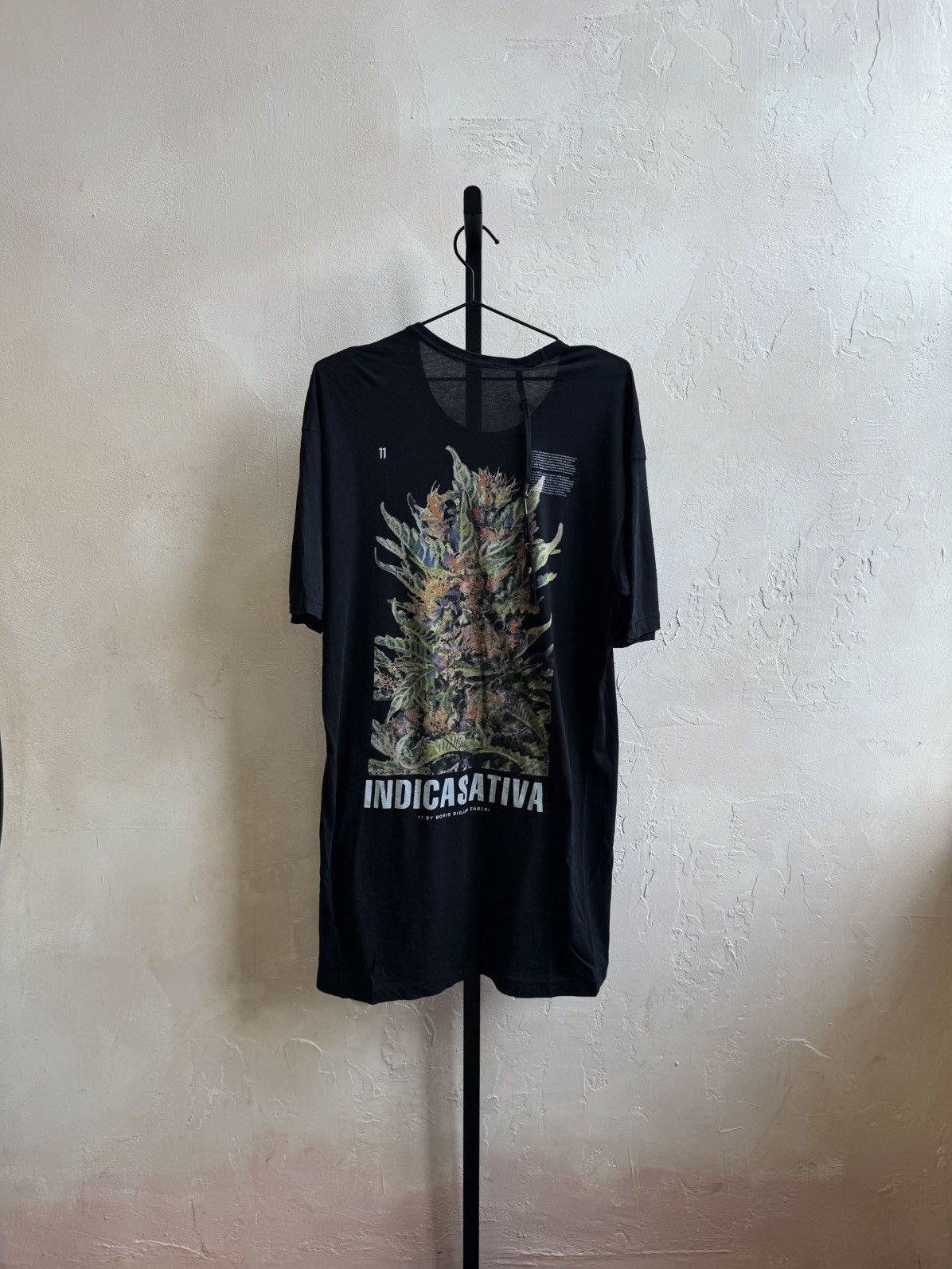 11 By Boris Bidjan Saberi $369 INDICA SATIVA GRAPHIC TEE T SHIRT Size US L / EU 52-54 / 3 - 5 Thumbnail