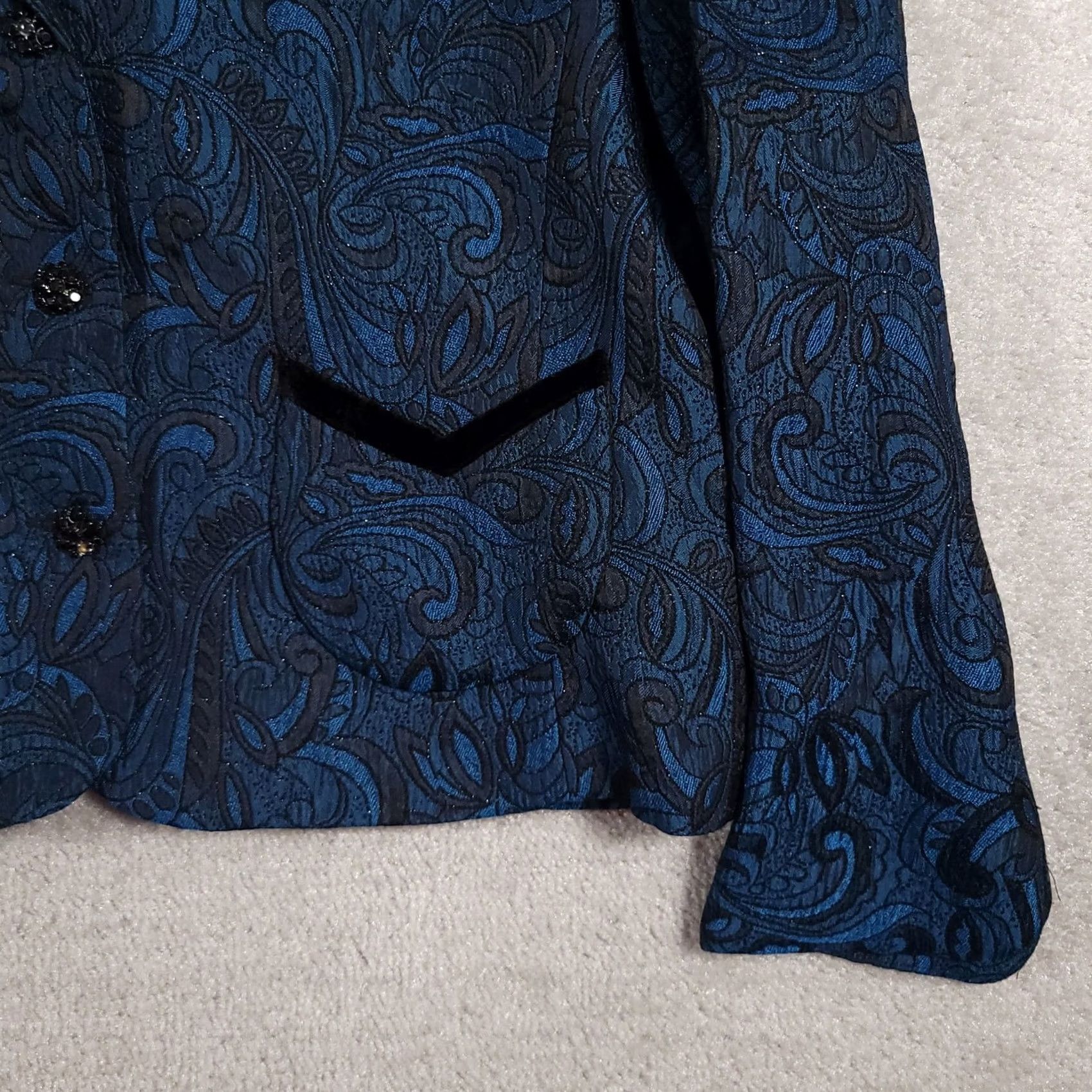 Vintage VINTAGE Studio I Blazer Womens 16P Paisley Brocade Button Up Velvet Trim Jacket Size XXL / US 16-18 / IT 52-54 - 4 Thumbnail