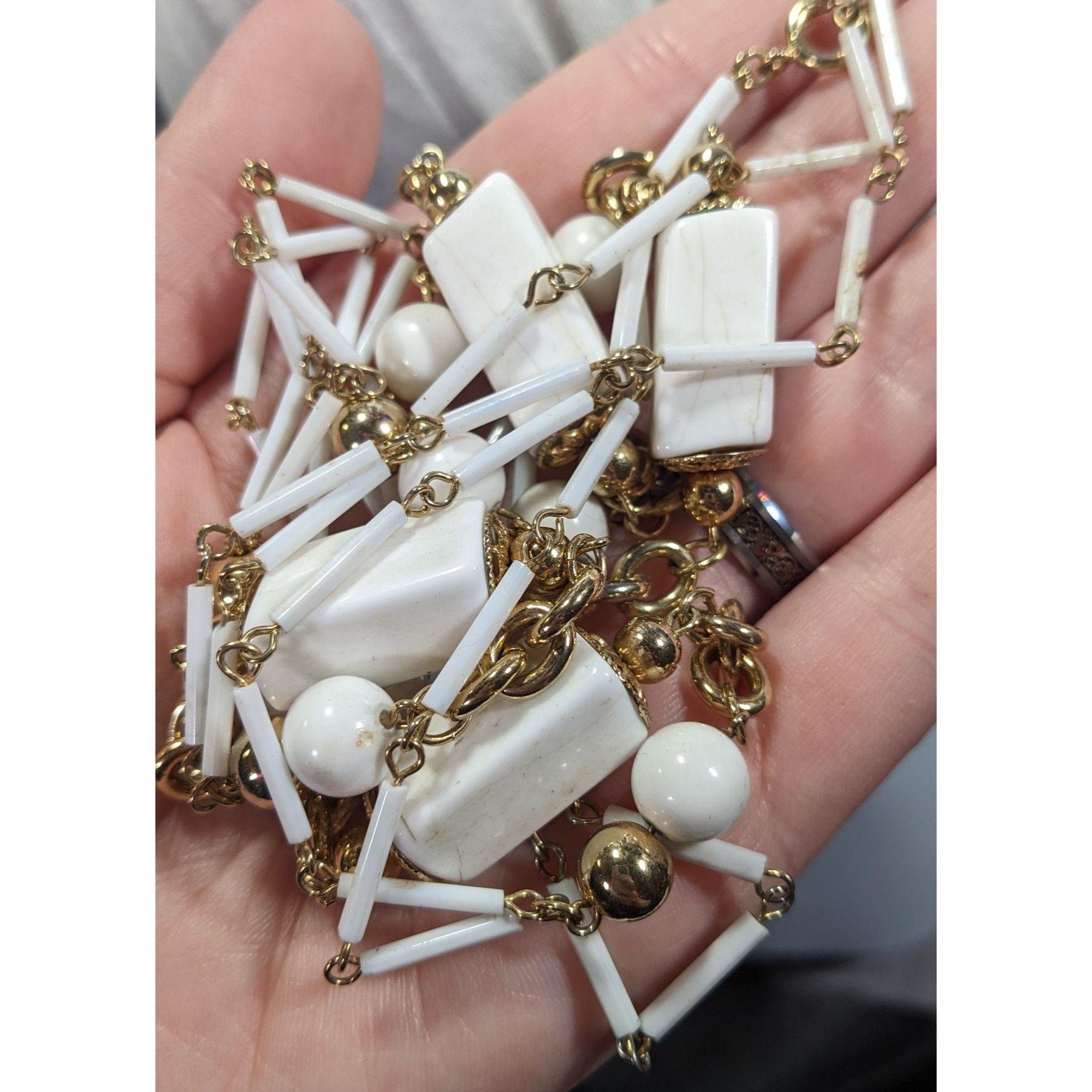 Other Vintage Glam White And Gold Tone Beaded Chain Opera Necklace Size ONE SIZE - 7 Thumbnail