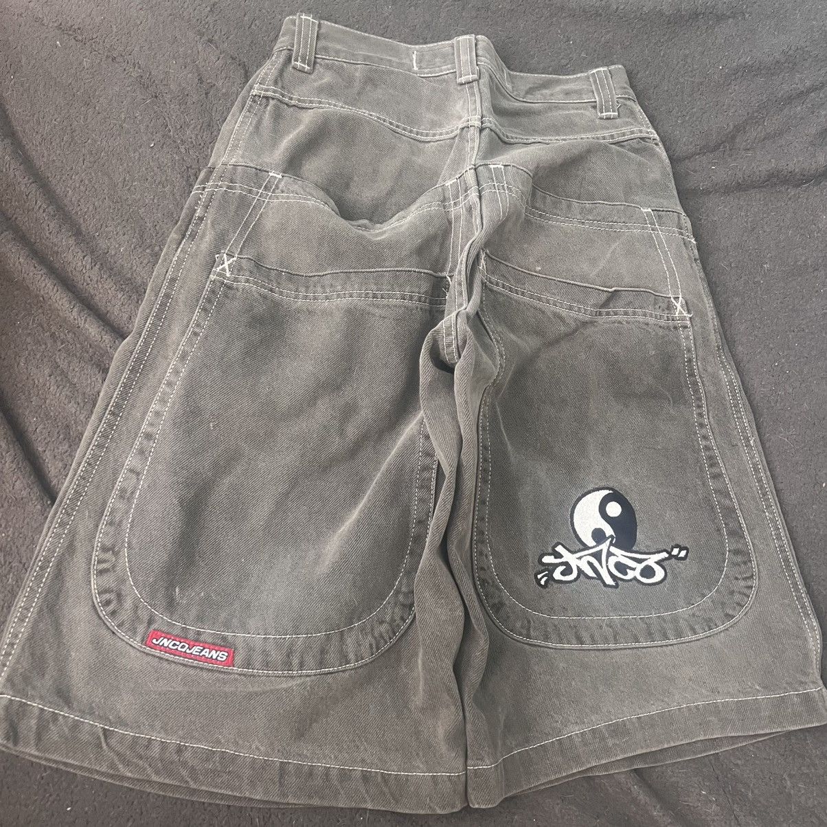 JNCO Jnco ying yang Size US 29 - 1 Thumbnail