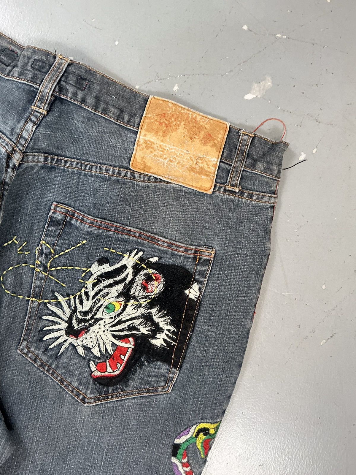 Ed Hardy × Vintage Vintage Edhardy crazy skull embroidered baggy denim Size US 42 / EU 58 - 13 Thumbnail