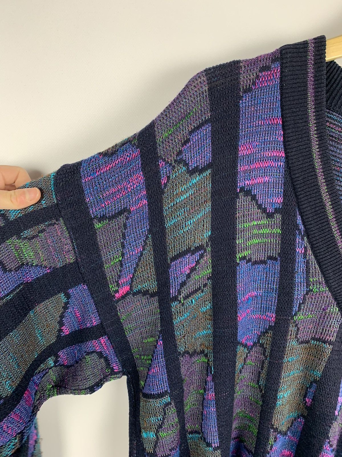 Adidas Vintage Adidas 3D Knit Coloured Sweater V-Neck Size S Purple Size US S / EU 44-46 / 1 - 10 Thumbnail
