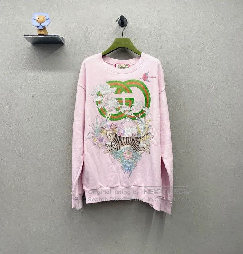 Gucci Gucci Interlocking double G tiger head printed round-neck Size S / US 4 / IT 40 - 1 Thumbnail