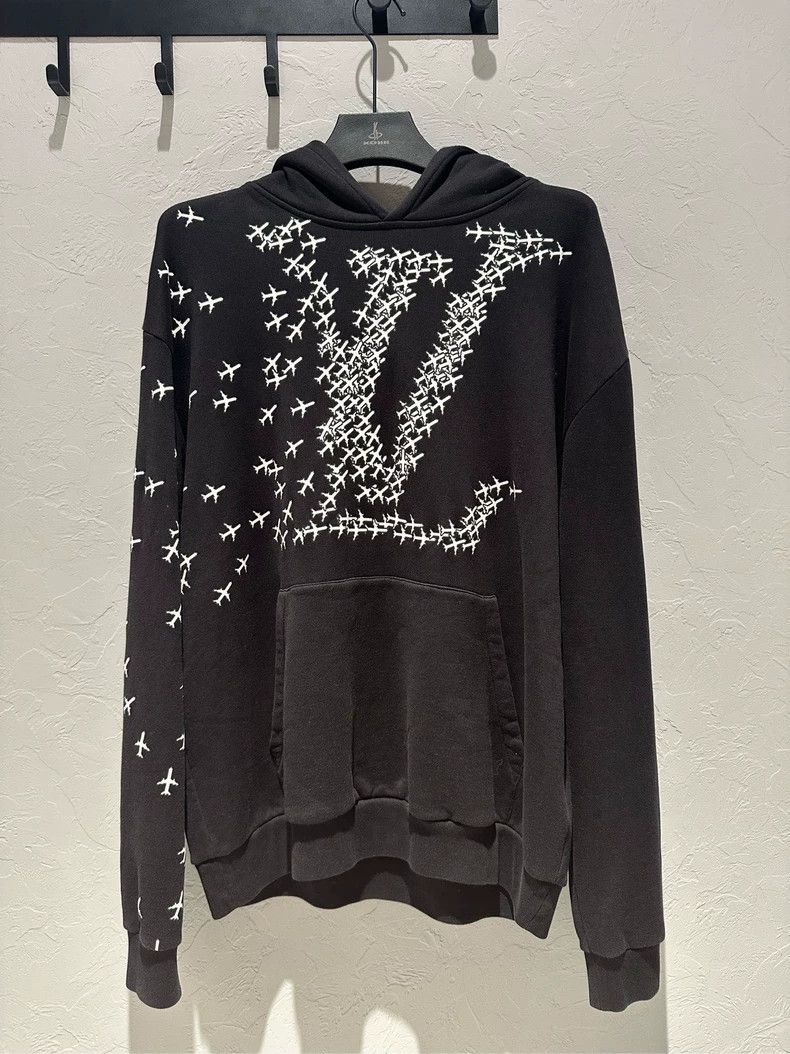 Louis Vuitton Louis Vuitton Airplane monogram Logo print hooded sweatshir Size US XL / EU 56 / 4 - 1 Thumbnail