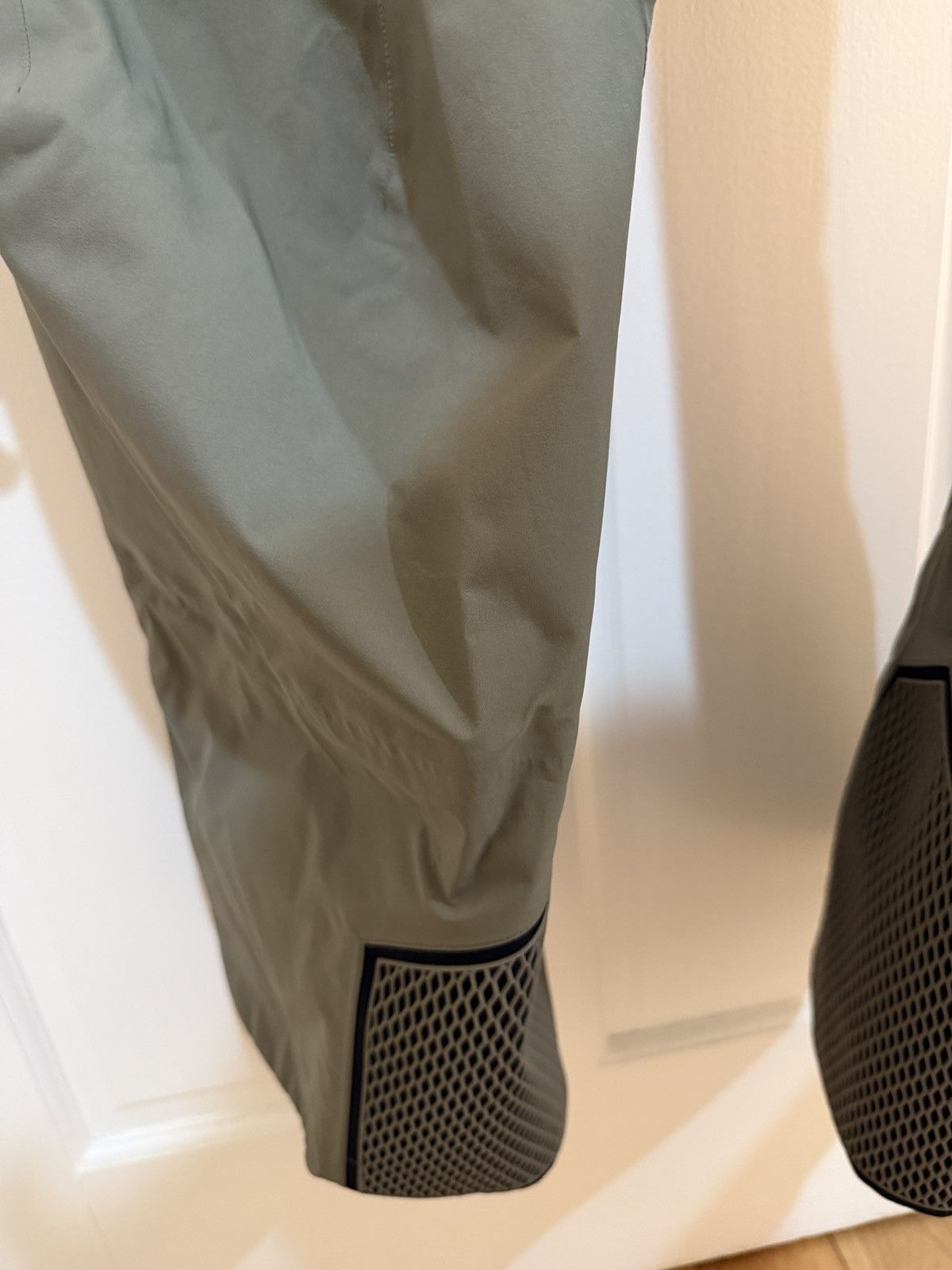 Arc'teryx Arcteryx Rush Bib Size US 32 / EU 48 - 4 Thumbnail