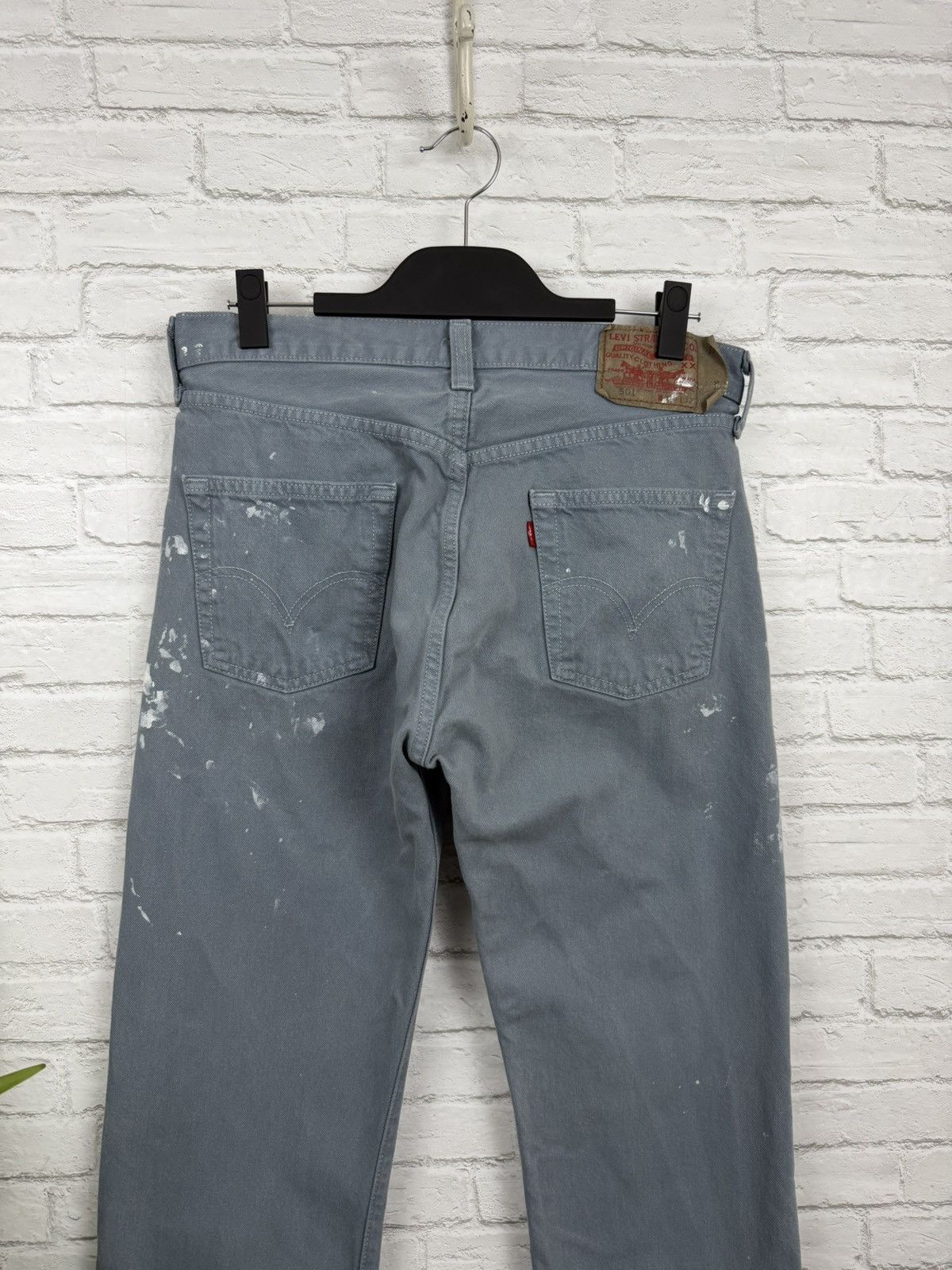 Levi's (33x33) PAINT THRASHED FADED Blue Levi’s 501 Jeans Size US 33 - 13 Thumbnail