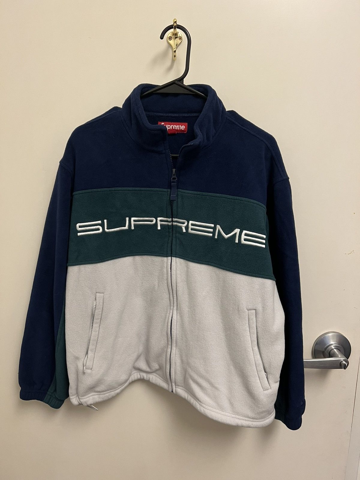 Polartec × Supreme Supreme Polartec Zip Size US M / EU 48-50 / 2 - 7 Thumbnail