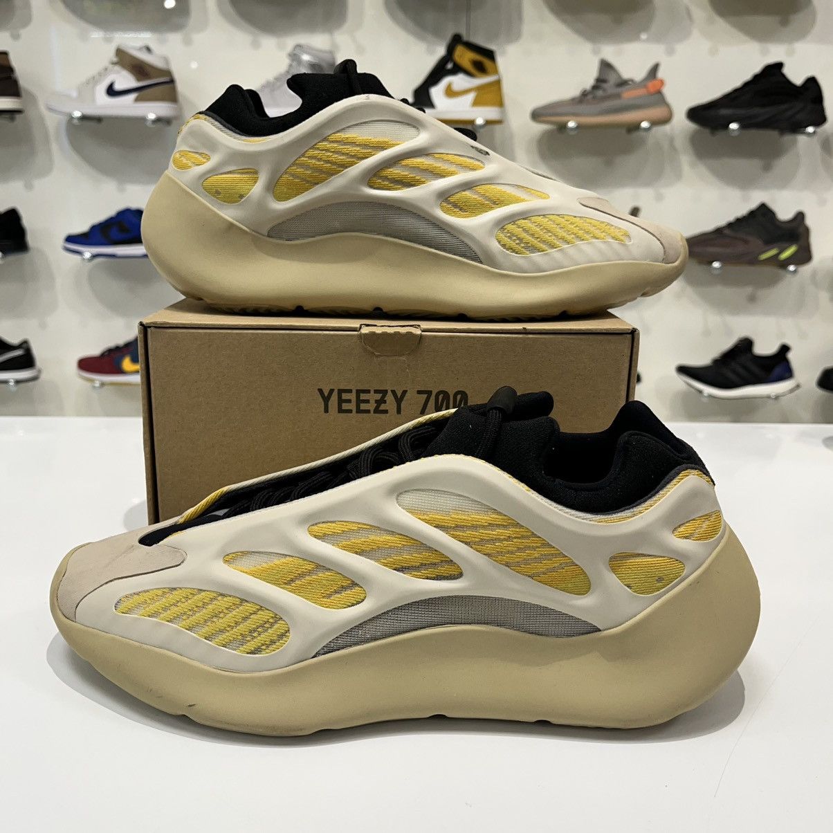 Adidas Yeezy 700 V3 Safflower